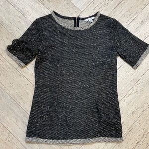 super cute top with back zipper